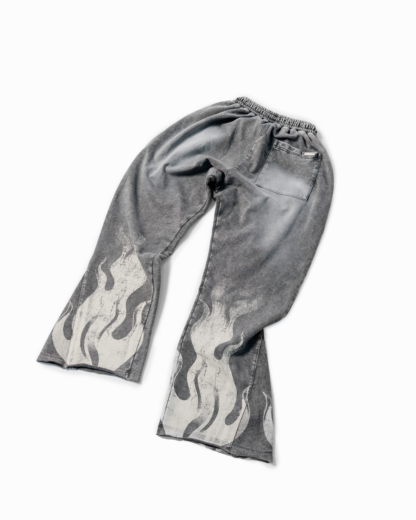 FLAMESSS FLARE CHROME SWEATPANTS