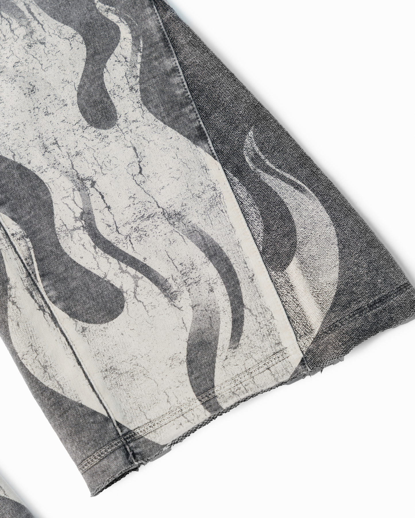 FLAMESSS FLARE CHROME SWEATPANTS