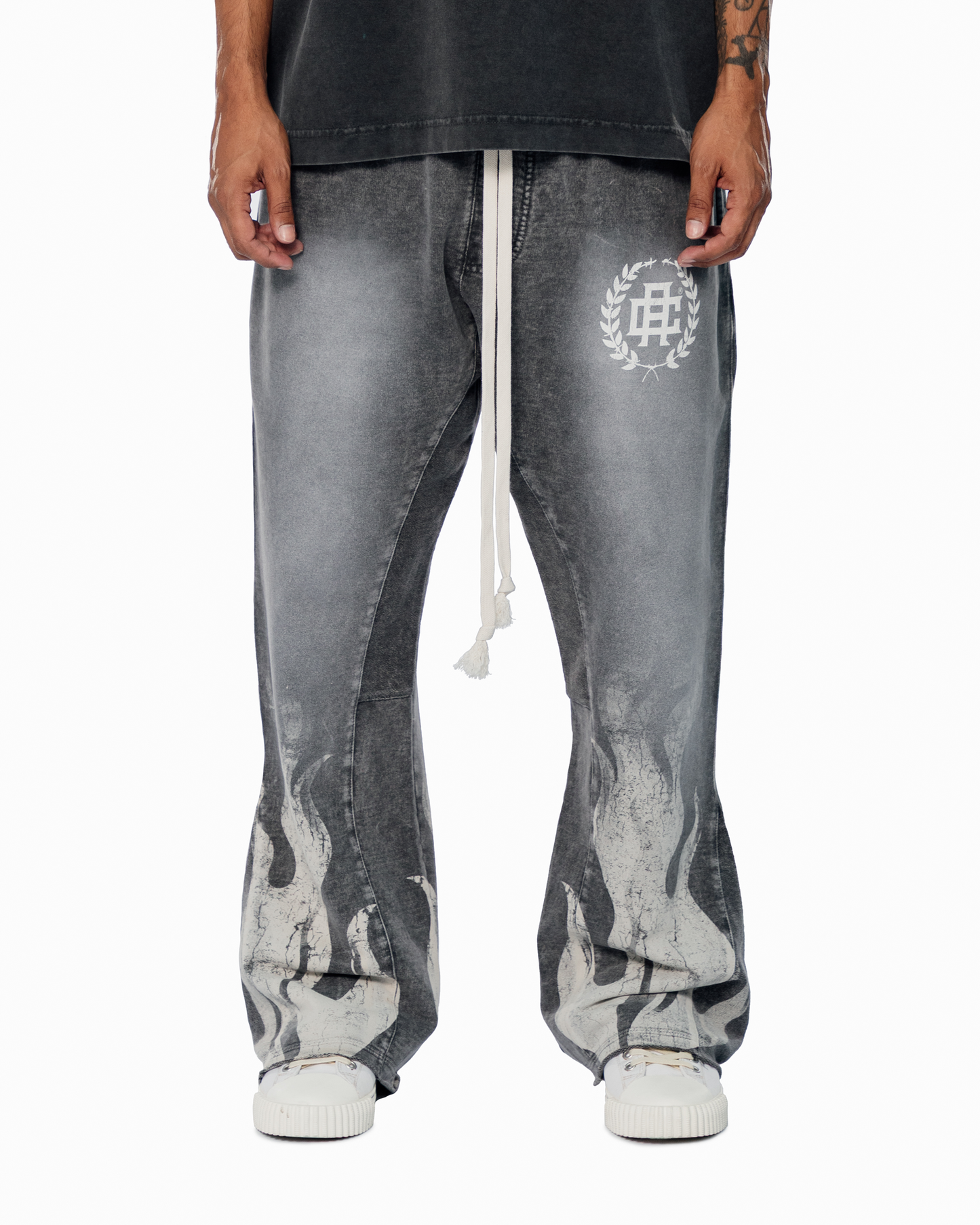 FLAMESSS FLARE CHROME SWEATPANTS